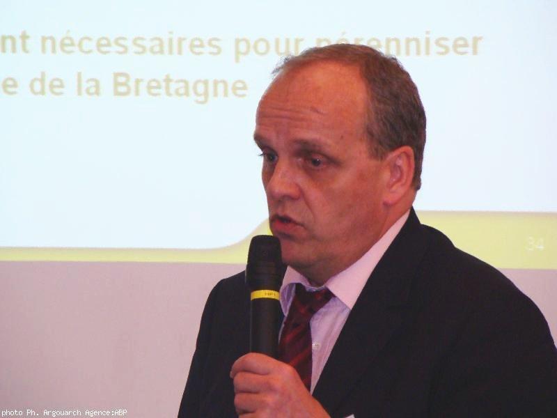 L'Institut de Locarn se penche sur le problème d'approvisionnement en électricité en Bretagne