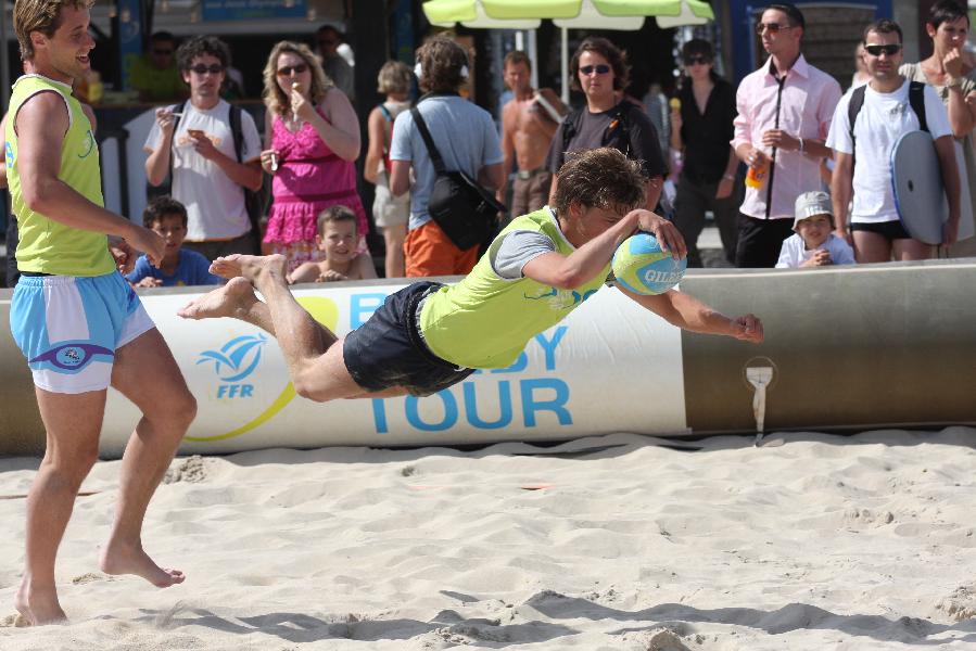 FFR Beach Rugby Tour 2009 (photo Pierrick Lhuillier).