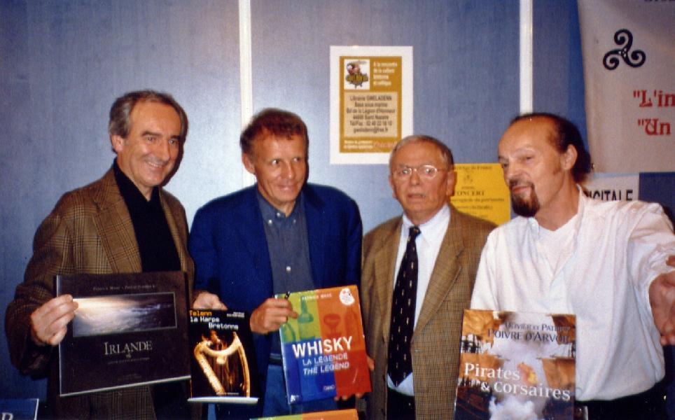 Avec PPDA  Pêr Loquet  fondateur du Salon du Livre de Guérande et Alan Stivell.
