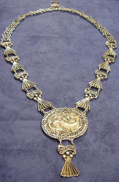 Remise du collier de l'Hermine à Mona Ozouf le 21 novembre à Guérande