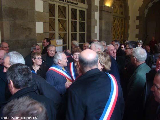 Le tribunal administratif de Rennes annule le permis de construire d'une décharge en bordure de  f