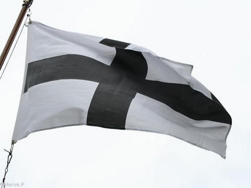 Kroaz Du  le drapeau historique de la Bretagne.