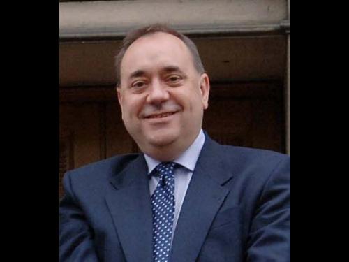 Le premier ministre de l'Écosse  Alex Salmond : 