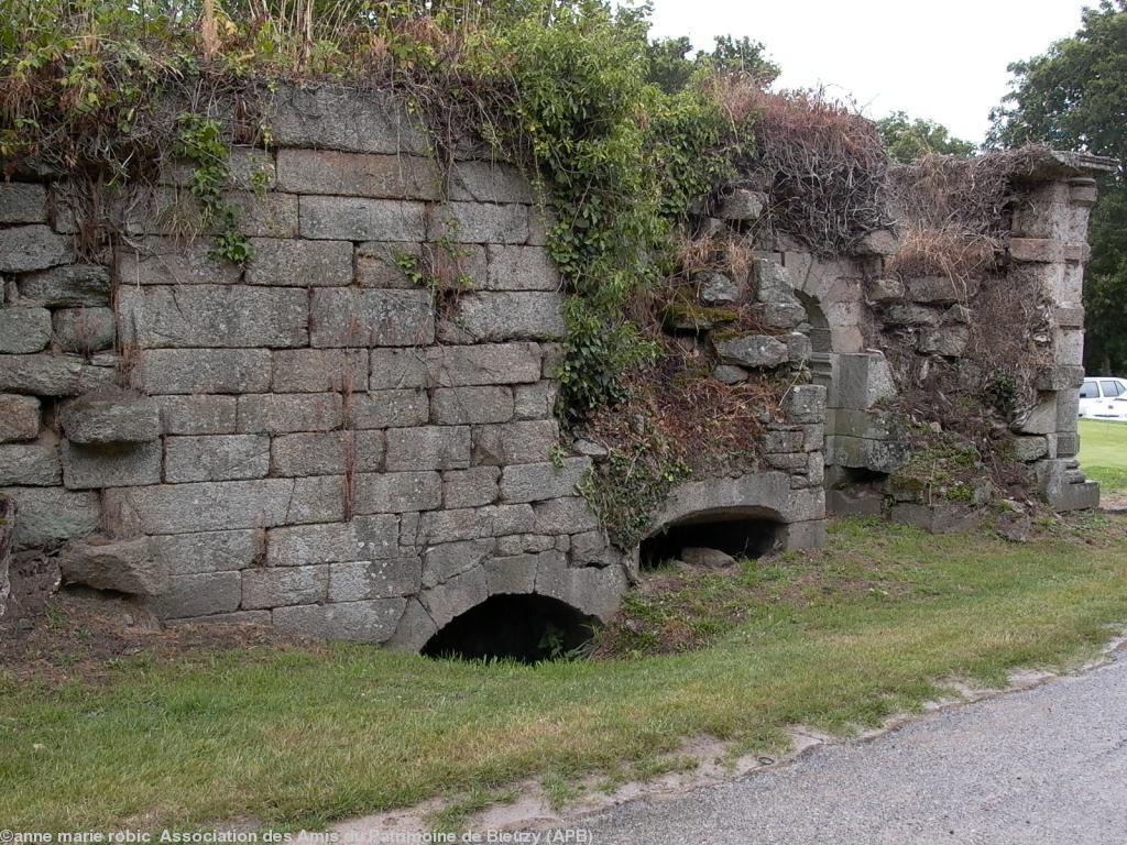 souterrains du château de Rimaison