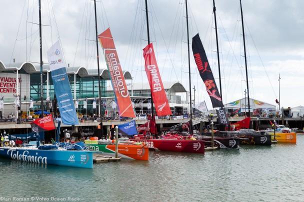 Auckland. Le village de la Volvo Ocean Race.