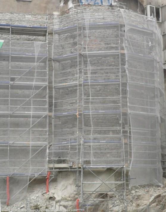 La Tour du Haut-Pas échafaudée.