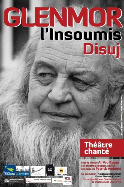 <b><i>Glenmor Disuj / Glenmor l\'insoumis</i>. Photo de Yvon Boëlle.</b>