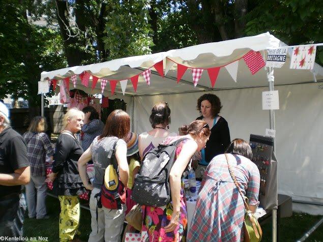 Brezhoneg L.A. la journée de la Langue bretonne à Nantes dimanche 27 mai. Un des nombreux stands.