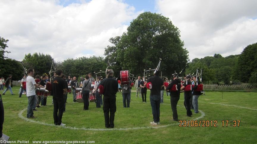 Meilleure prestation de pipe-band : l\'ensemble de cornemuses du bagad Cap-Caval.