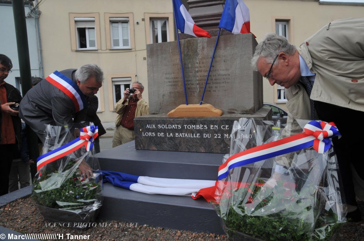 Ce 22 mai dernier, une plaque commémorative a été dévoilée à Neuchâtel-Hardelot. C\'est à cet endroit que de nombreux soldats bretons trouvèrent la mort le 22 mai 1940.