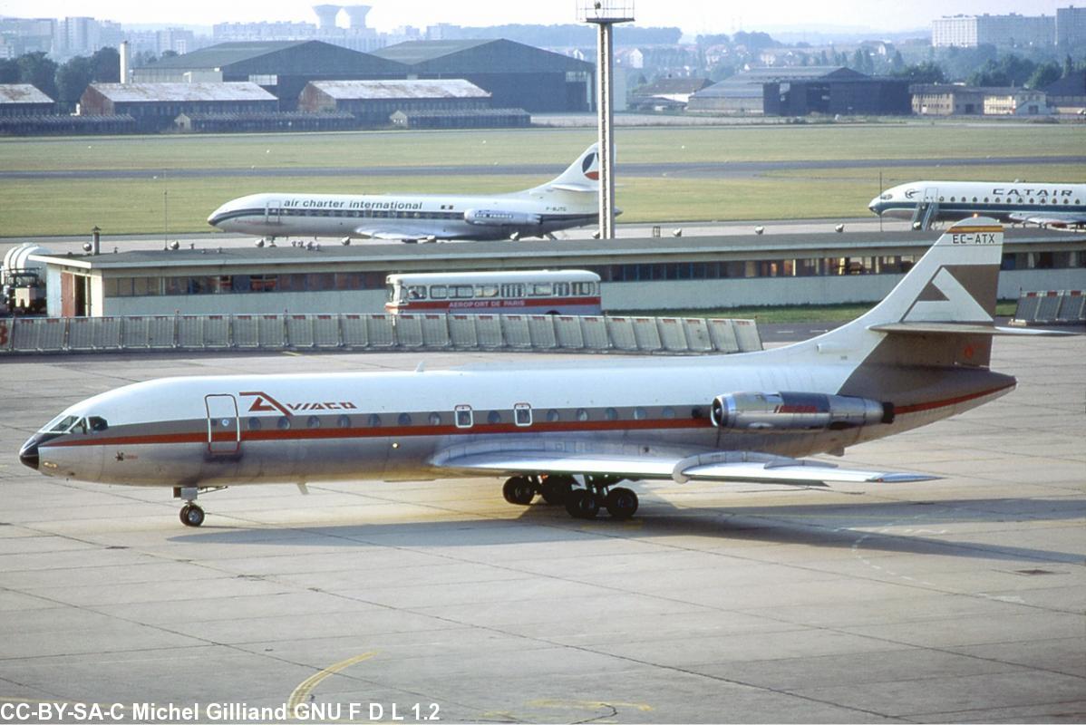 Une Caravelle, probablement construite à Saint-Nazaire, prise en 1974 à l'aéroport du Bourget