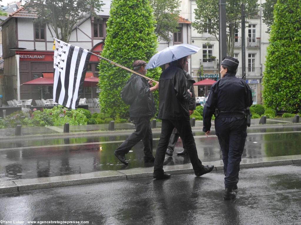 [Nantes, manifestation 28/06/2014], défilé. En avant du défilé.