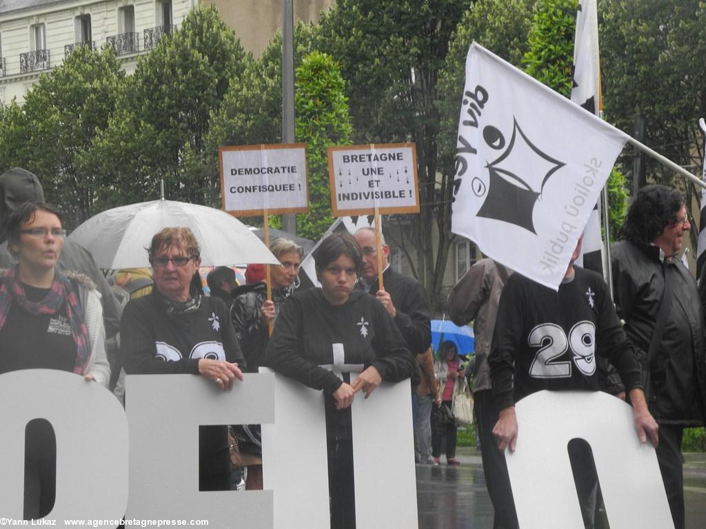 [Nantes, manifestation 28/06/2014], défilé. Avant du cortège.