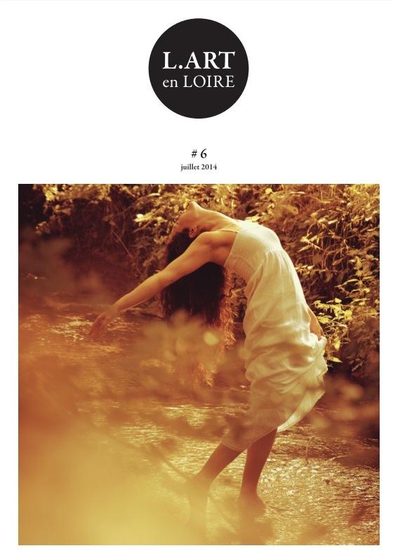 Couverture de L.ART en Loire 6. Dossier d'exploration : Chaleur. Photo de Vanessa Pavie Crottier série Ophélie