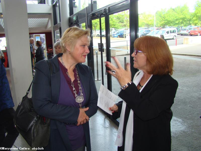 Honneur aux dames : Rozenn Milin (2001) et Lena Louarn (2000).
