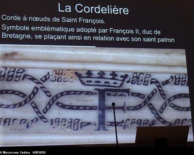 15- La Cordelière. En bas du tombeau des parents d'Anne à Nantes.