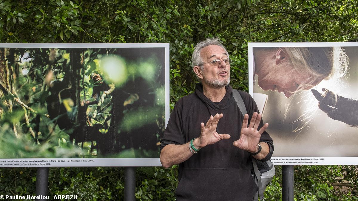 Le photographe américain Michael Nichols (agence Magnum, National Geographic), leader dans la sauvegarde du monde naturel, était récemment à La Gacilly pour l'inauguration du festival photo.