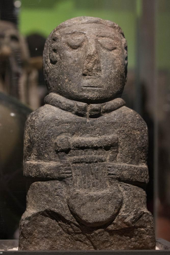 Statuette à la lyre de Paule, IIe siècle avant J.-C.