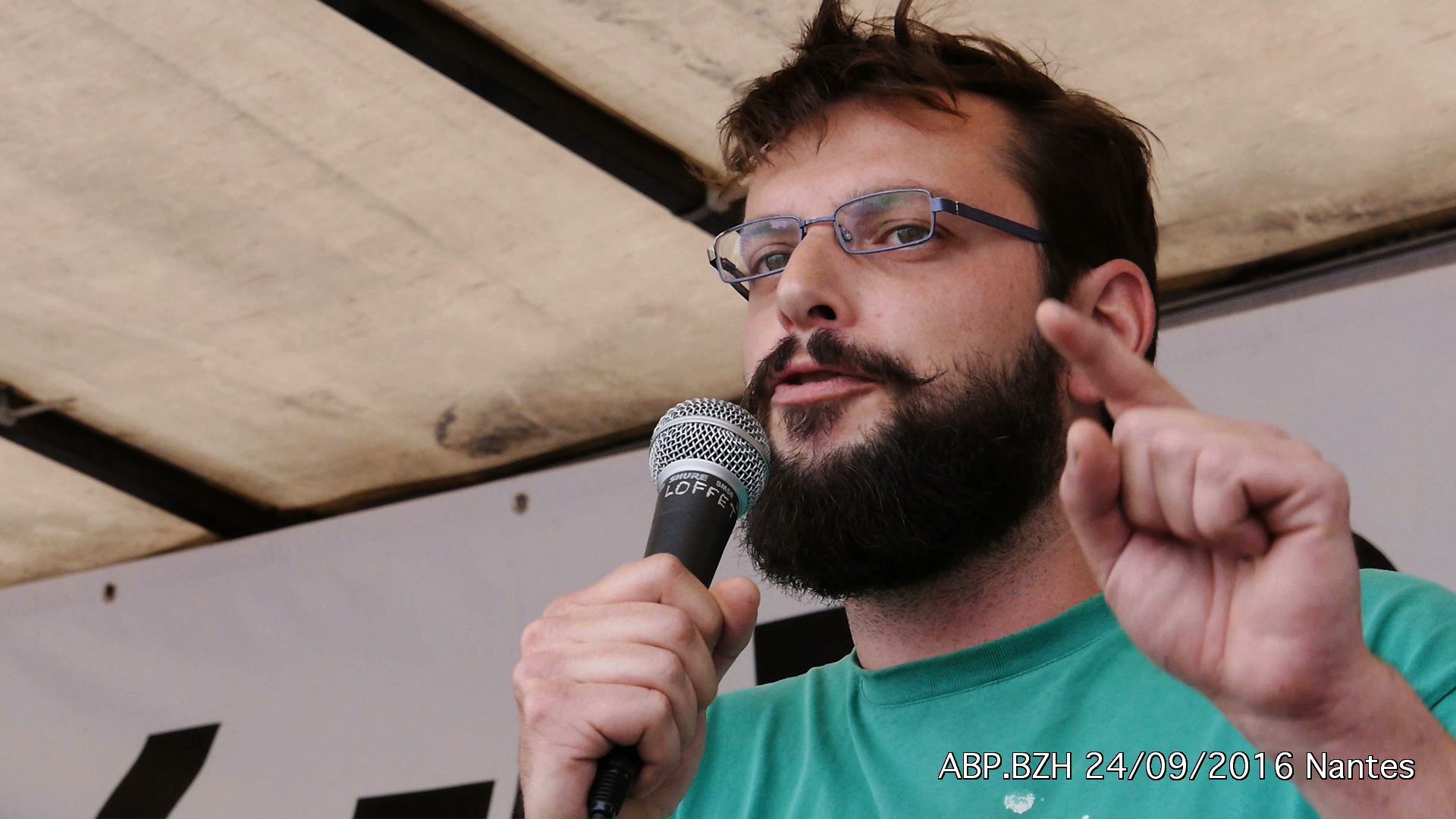 Jonathan Guillaume propose d'organiser nous-même une consultation départemantale